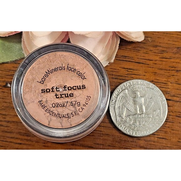 Bare Escentuals id bareMinerals SOFT FOCUS TRUE All Over Face Color .02 oz .57 g - Picture 2 of 7